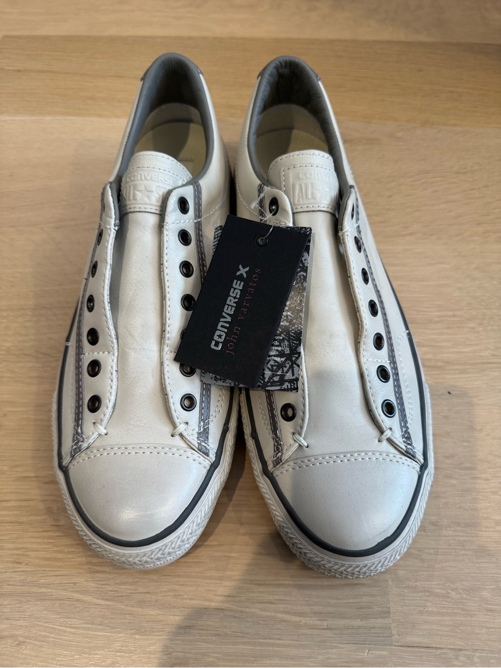 Converse Leather Slip-On Sneakers in Off-White
